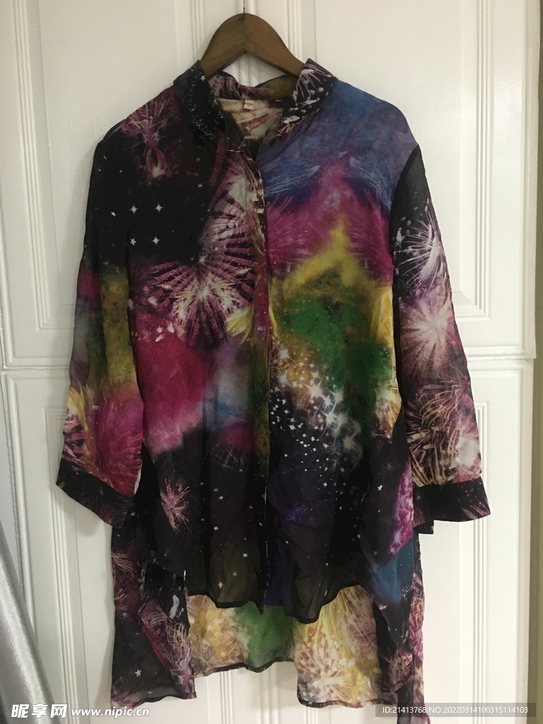 女人夏日服装