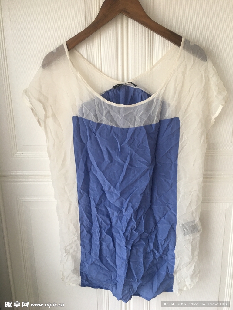 女人夏日服装
