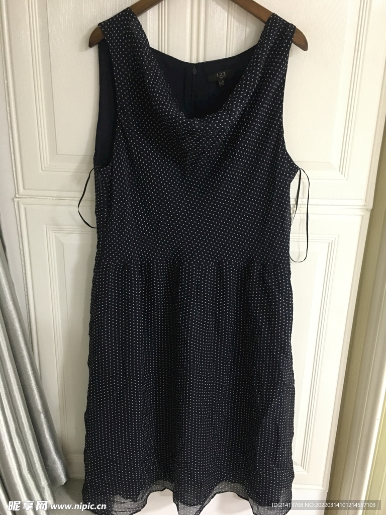 女人夏日服装