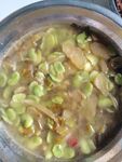 酸菜嫩胡豆汤