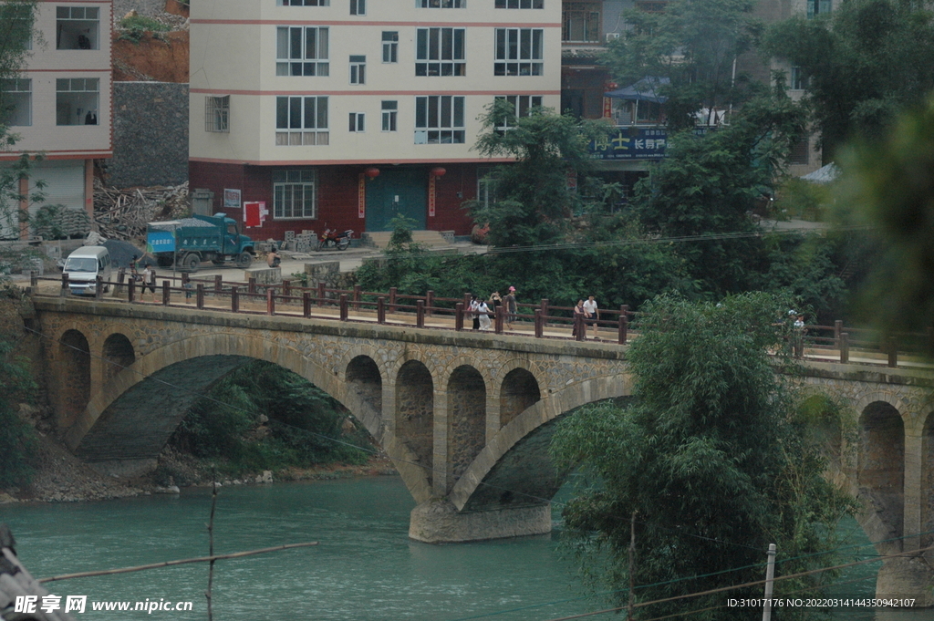 2009年广西巴马街景