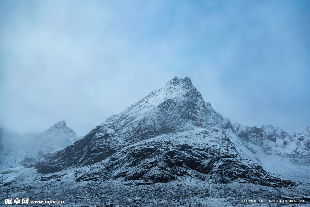 雪山