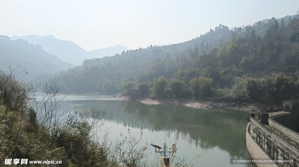 黑千沟水库风景