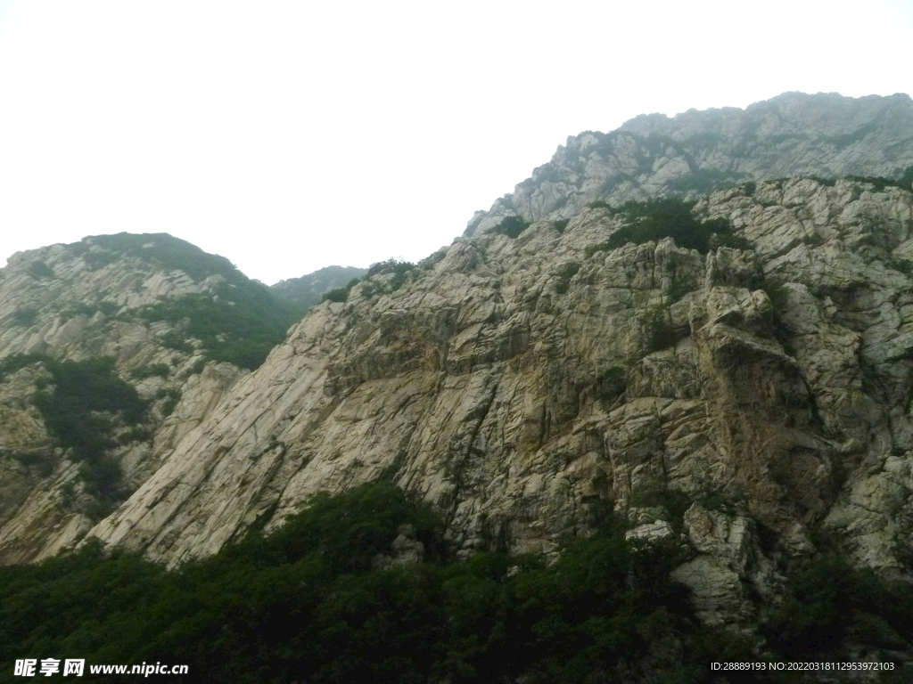 少林寺的山峰 