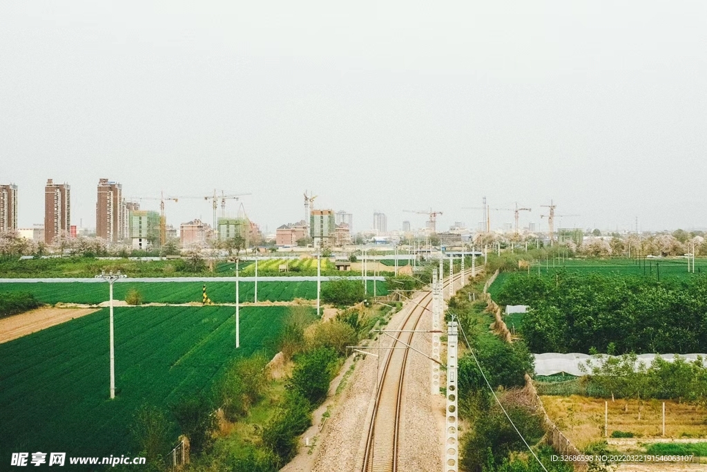 铁路  回家   回乡   