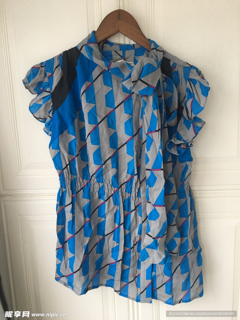 女性服饰服装 