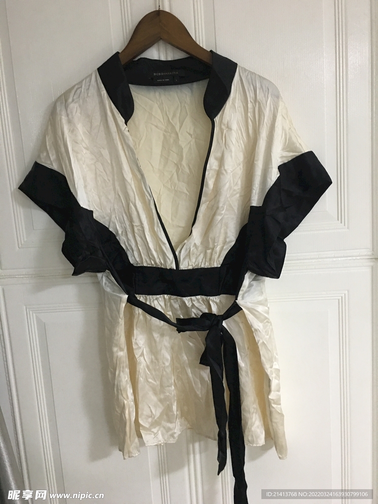 女性服饰服装