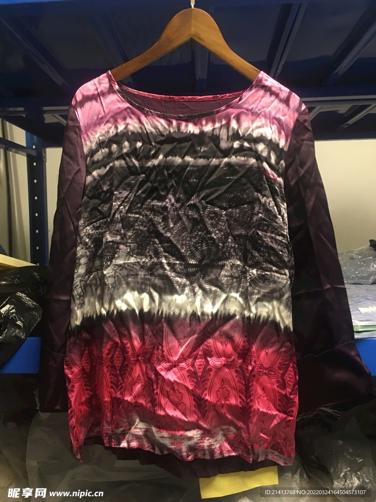 女人夏日服装