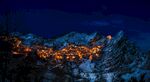 夜晚雪山
