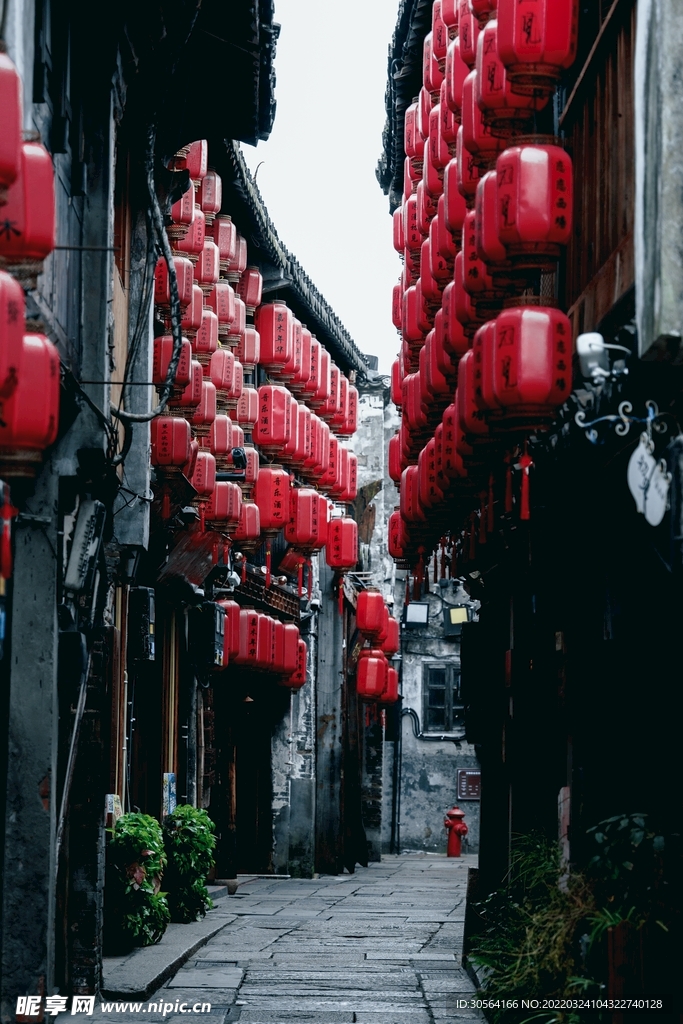户外复古灯笼街道