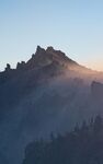 山 