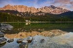山 