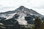 山 