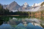 山 