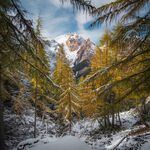 山 