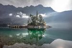 山 