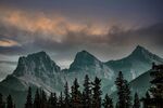 山 