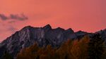 山 