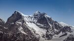 山 
