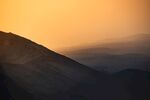 山 