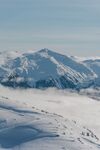 山 