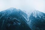 山 