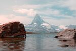 山 
