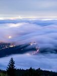 山 