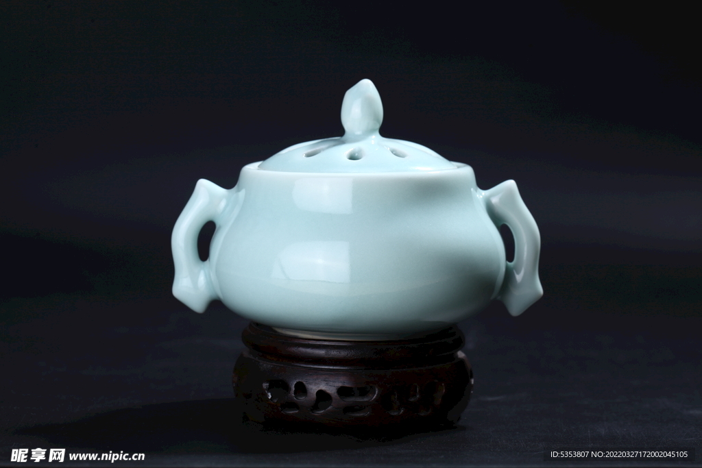 香炉