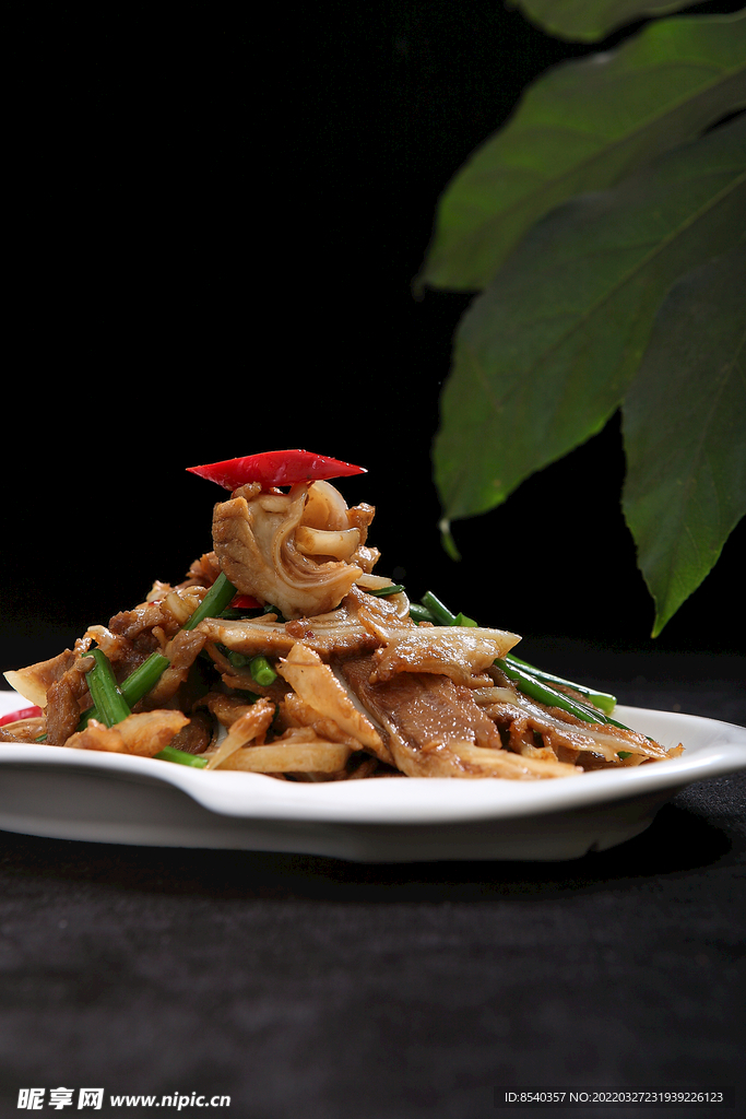 腊八豆炒脆骨
