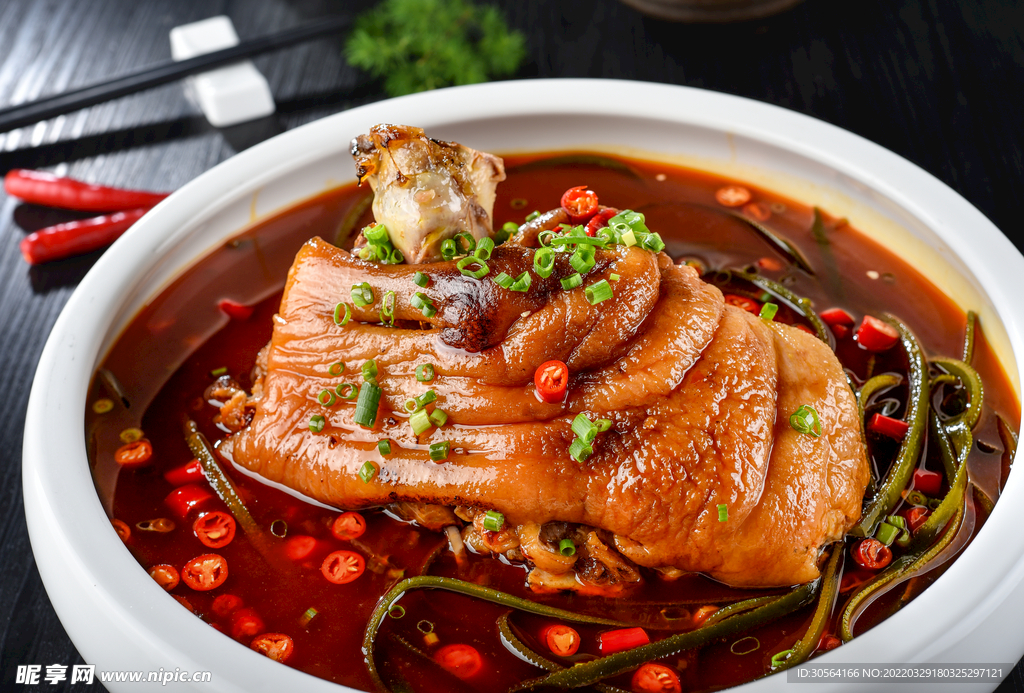 蹄髈美食