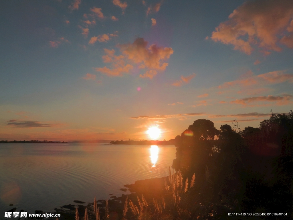 奥克兰海滨夕阳风光