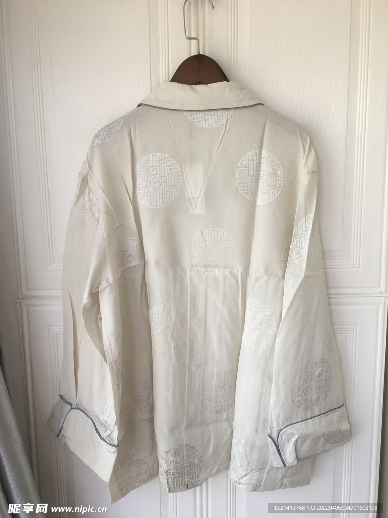 睡衣服装套装 