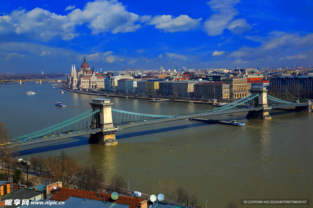 匈牙利布达佩斯链桥