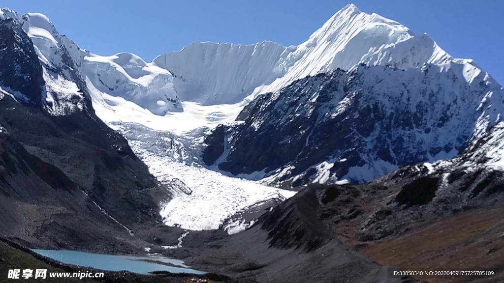 雪山露营