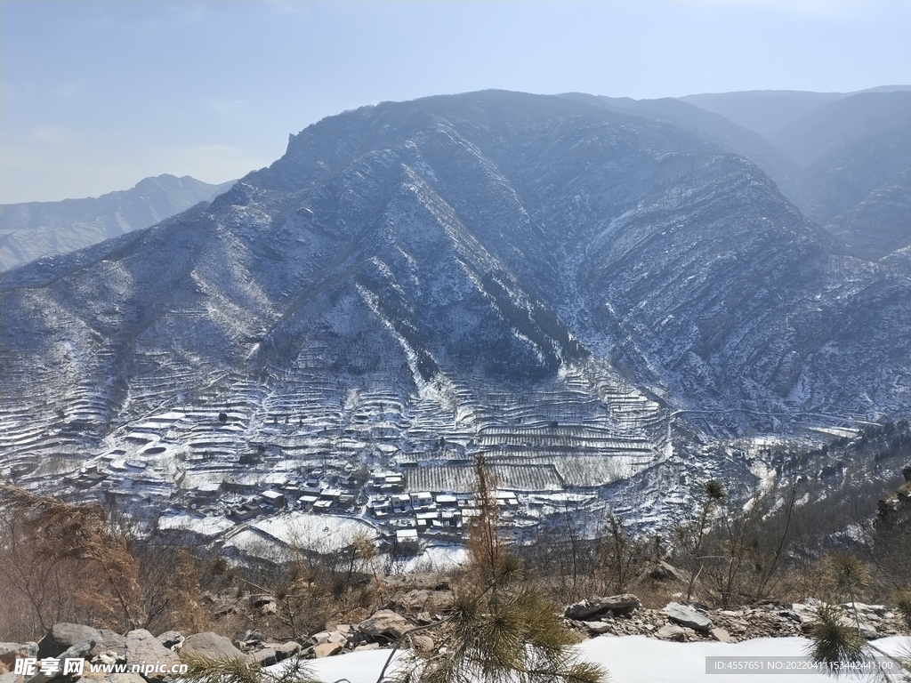 大山雪景