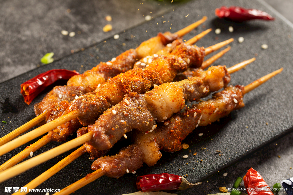 烧烤羊肉串美食