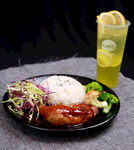 鸡腿饭