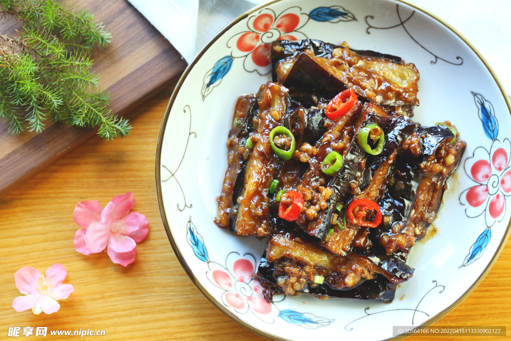 麻辣茄子美食