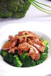 西兰花炒牛肉