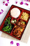 土豆焖牛腩饭