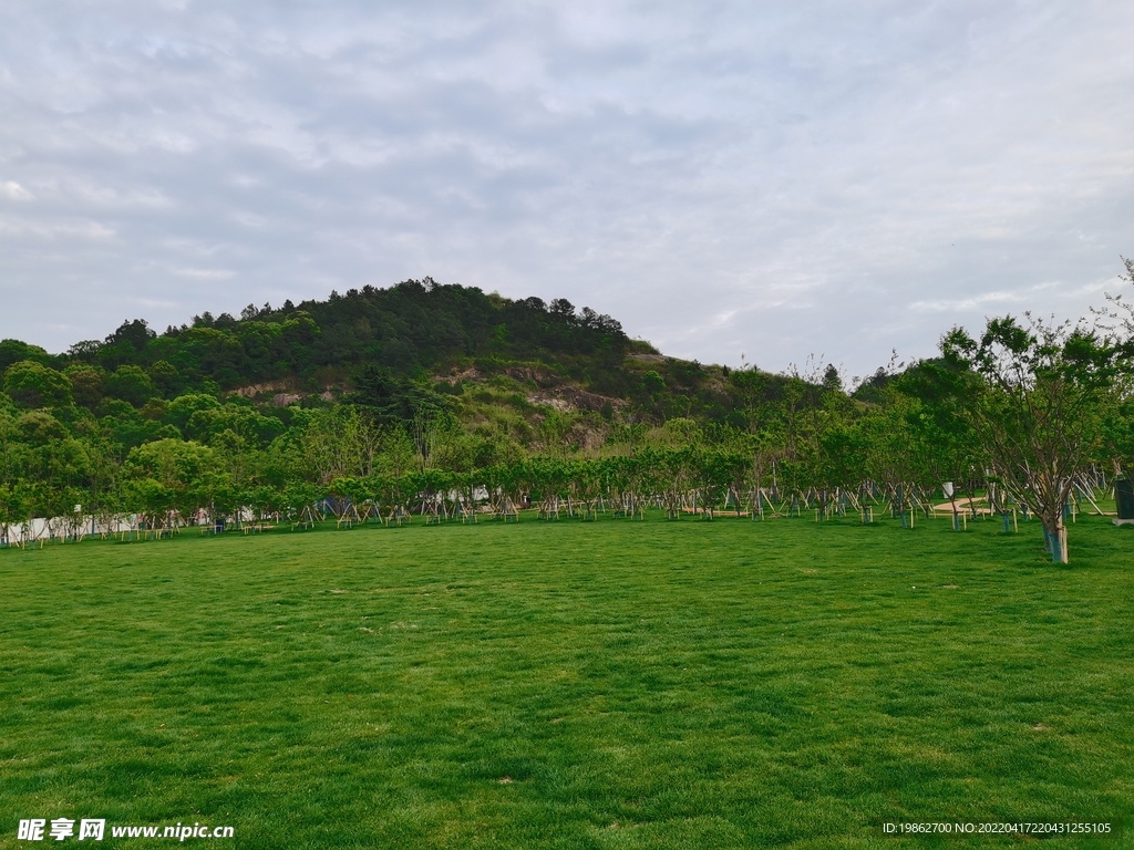 苏州高景山公园草坪