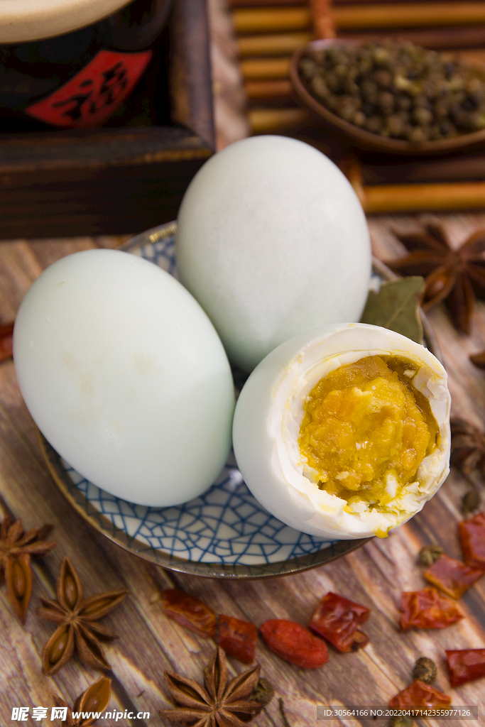 咸鸭蛋美食