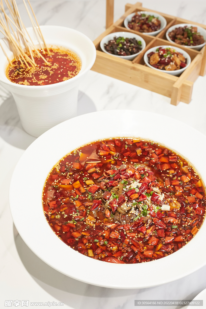 麻辣串串红油汤底