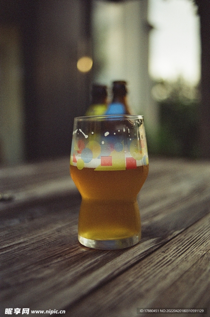 啤酒