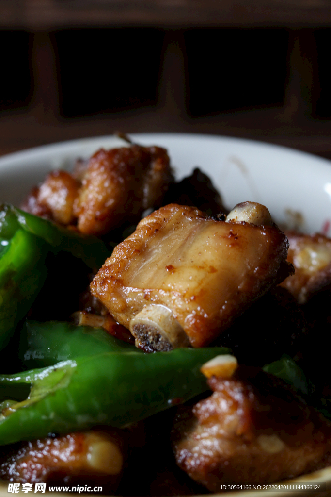 红烧排骨美食