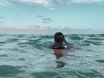 海边美女