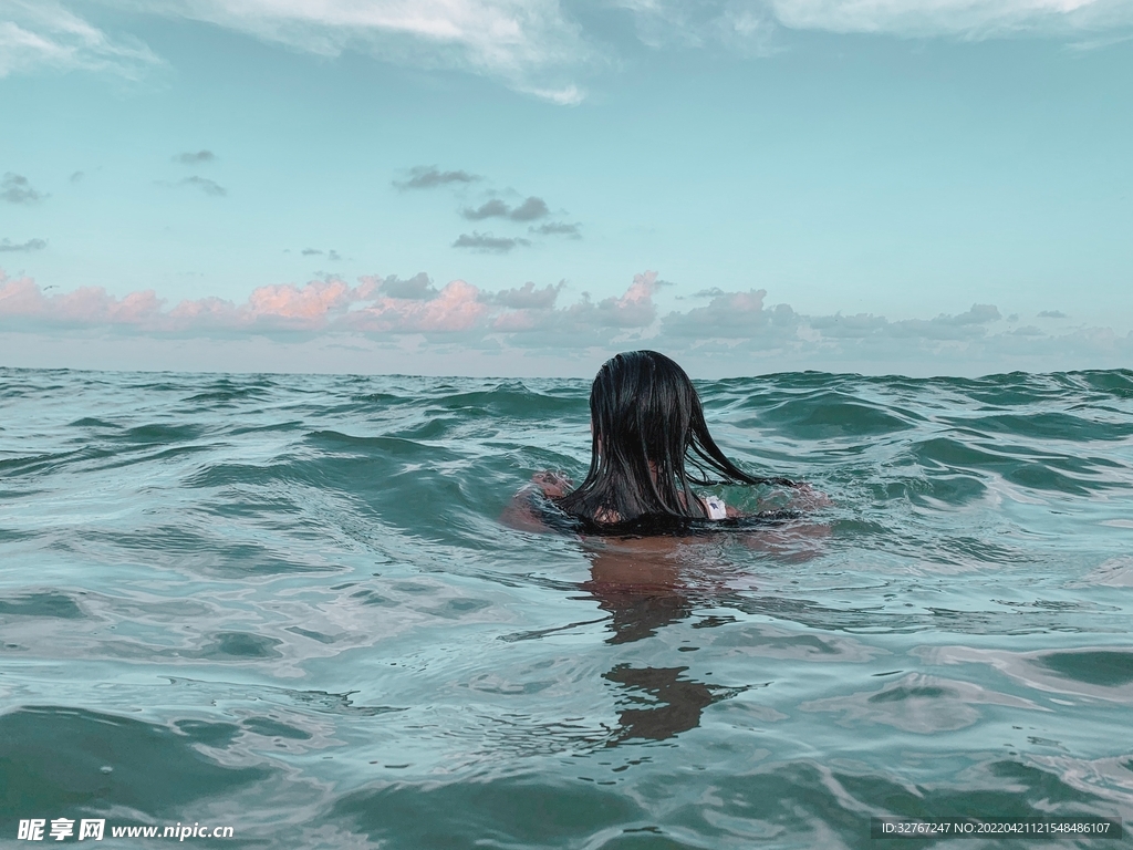 海边美女