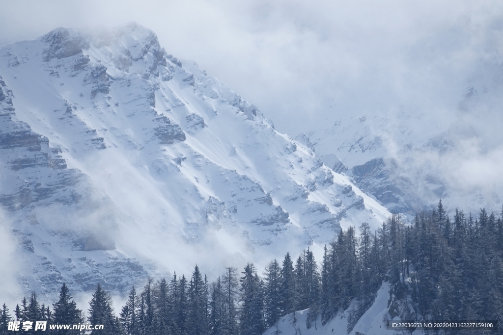 雪山景观