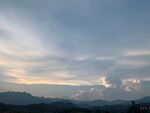 山脉天空